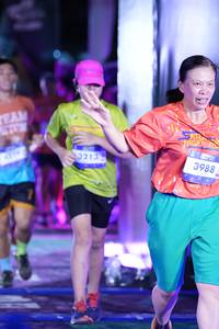 BIB: 3213, 3988
                            <button type="button" onclick="openModal(26227734)" class="btn btn-primary btn-sm float-right btn-popup" data-toggle="modal" data-target=".modal-high-quality">
                        <i class="fas fa-shopping-cart"></i> Add to Cart
                    </button>
                                            <button type="button" onclick="isThisMe(26227734, true)" class="btn btn-success btn-sm float-right btn-popup btn-isme hidden" data-toggle="tooltip" data-placement="bottom" title="นี่คือรูปของคุณใช่ไหม คลิกที่นี่เพื่อเอาเข้าอัลบั้ม">
                        <i class="fas fa-plus"></i> Add to album
                    </button>
                    <button type="button" onclick="isThisMe(26227734, false)" class="btn btn-warning btn-sm float-right btn-popup btn-isnotme hidden">
                        <i class="fas fa-ban"></i> Remove from album
                    </button>